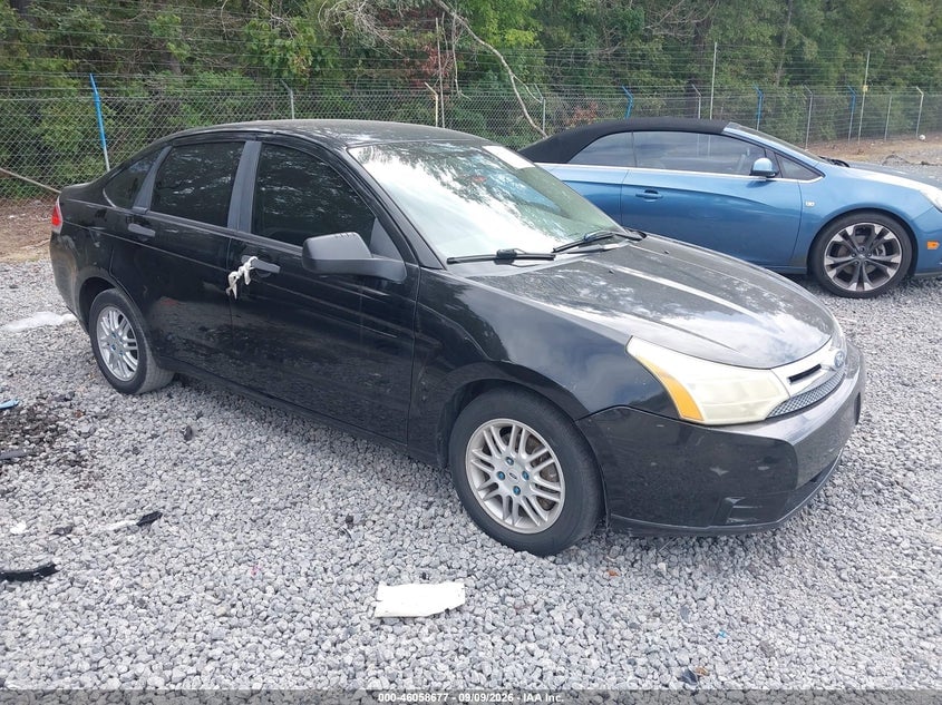 2011 FORD FOCU SE | 1FAHP3FN4BW120912 | UPCARS