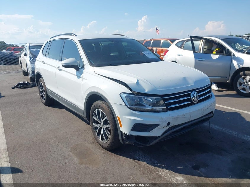 2020 VOLKSWAGEN TIGUAN 2.0T SE/2.0T SE R-LINE BLACK/2.0T SEL | 3VV3B7AXXLM119950 | UPCARS