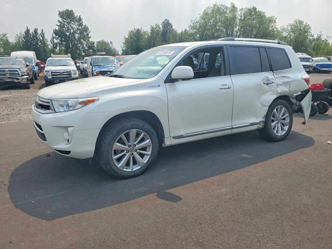 2013 TOYOTA HIGHLANDER HYBRID LIMITED | JTEDC3EH1D2017646 | UPCARS