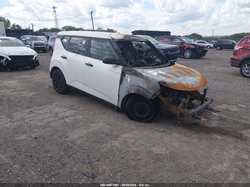 2021 KIA SOU LX | KNDJ22AU3M7762103 | UPCARS