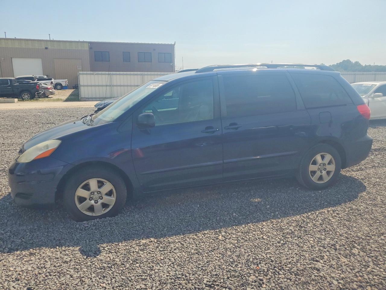 2007 TOYOTA SIENNA LE 8-PASSENGER | 5TDZK23C27S087281 | UPCARS
