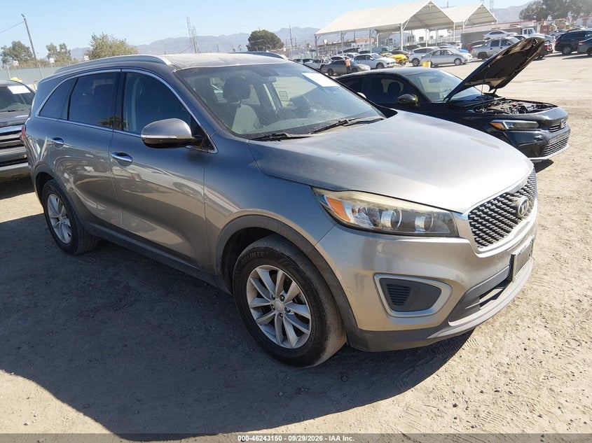 2018 KIA SORENTO 2.4L LX | 5XYPG4A35JG346728 | UPCARS