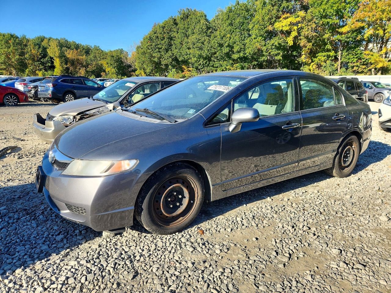 2011 HONDA CIVIC LX | 2HGFA1F52BH301224 | UPCARS