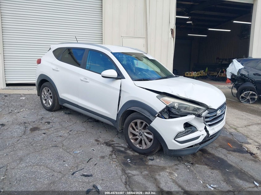2017 HYUNDAI TUCSON SE | KM8J33A44HU352710 | UPCARS