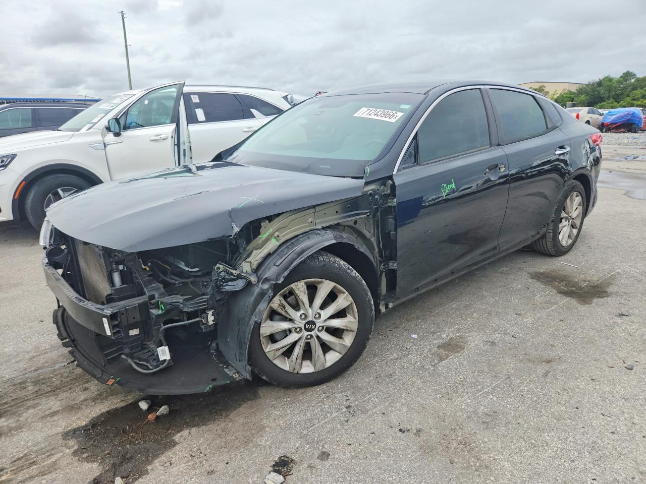 2018 KIA OPTIMA LX | 5XXGT4L35JG261630 | UPCARS