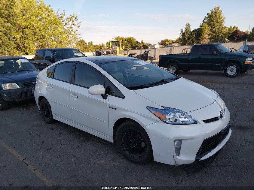 2014 TOYOTA PRIUS FOUR | JTDKN3DU2E1749294 | UPCARS