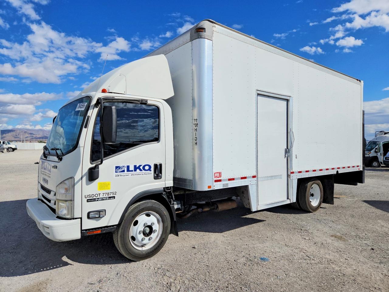 2017 ISUZU NPR DELIVERY TRUCK | 54DC4W1C8HS804362 | UPCARS