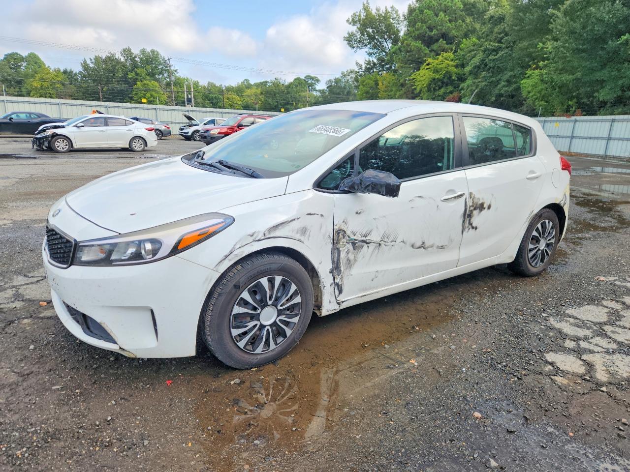 2018 KIA FORTE5 LX | KNAFK5A83J5774122 | UPCARS