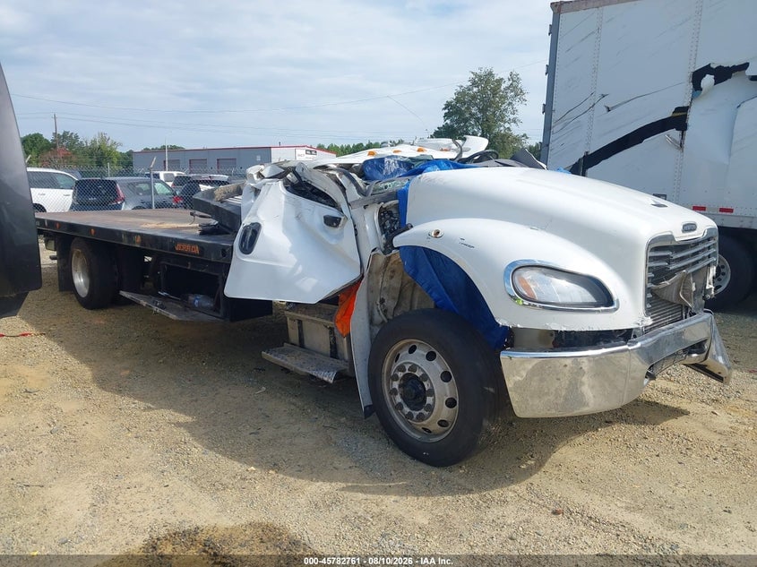2022 FREIGHTLINER M2 106 | 1FVACWFC8NHND9507 | UPCARS