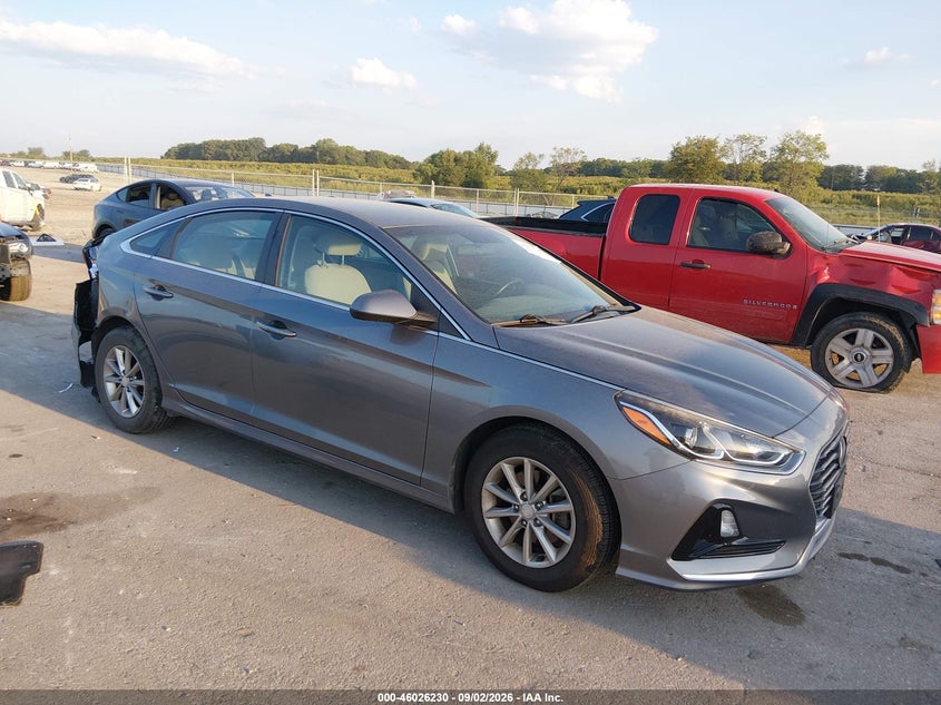 2018 HYUNDAI SONATA SE | 5NPE24AF4JH689748 | UPCARS