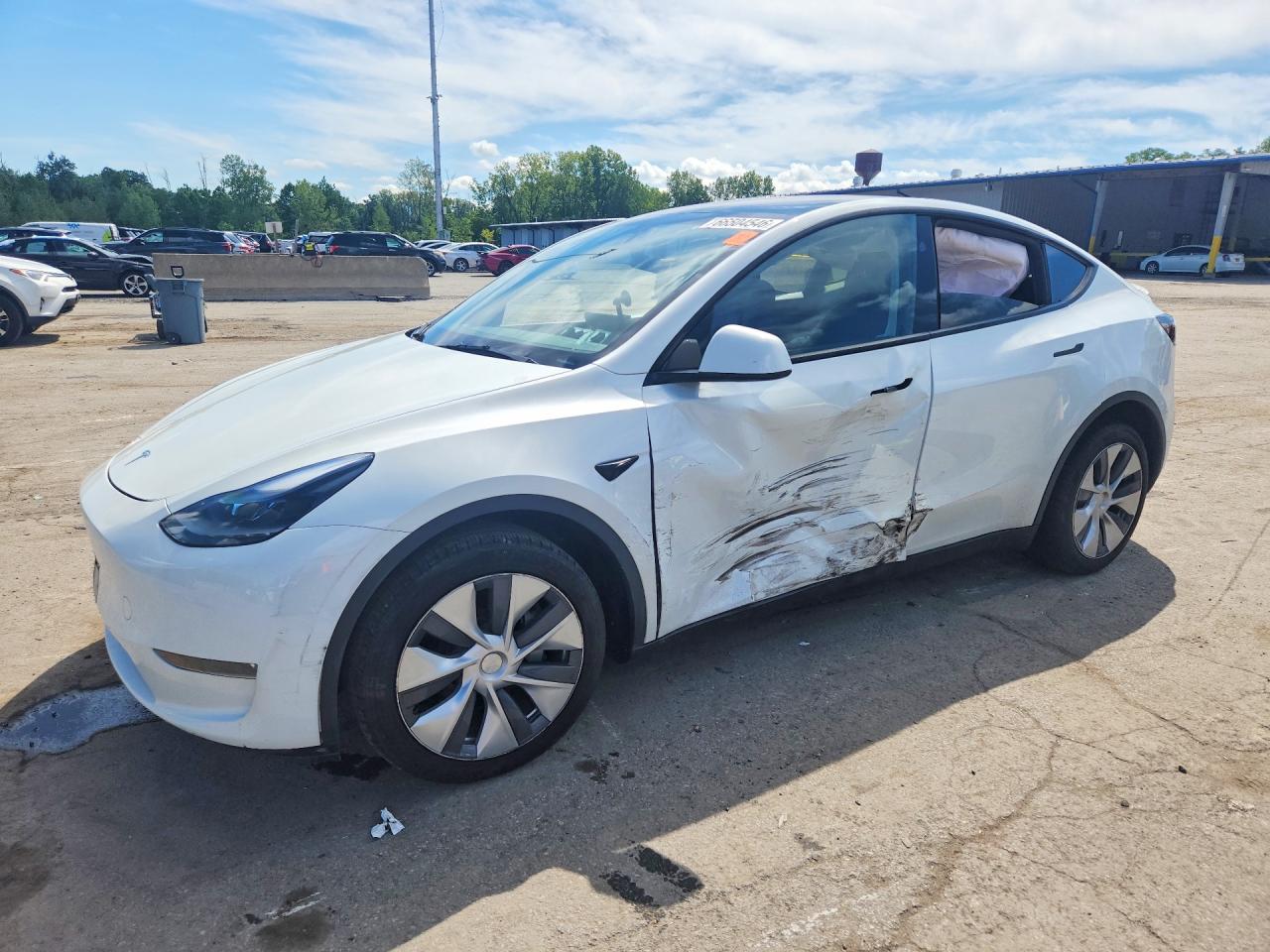 2024 TESLA MODEL Y | 7SAYGDEE4RA232478 | UPCARS