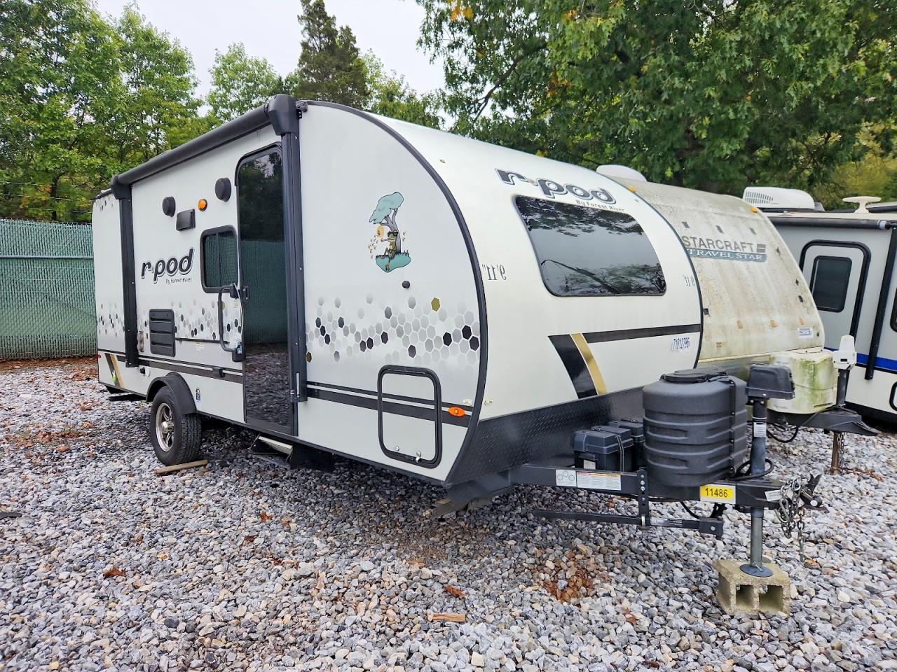 2021 FOREST RIVER R-POD CAMPER | 4X4TRPU14MB025616 | UPCARS