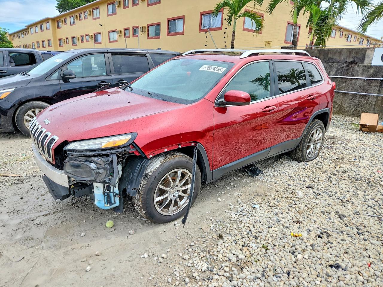 2015 JEEP CHEROKEE LATITUDE | 1C4PJMCB9FW667350 | UPCARS