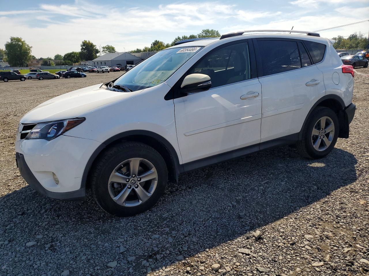 2015 TOYOTA RAV4 XLE | JTMRFREV4FD160916 | UPCARS