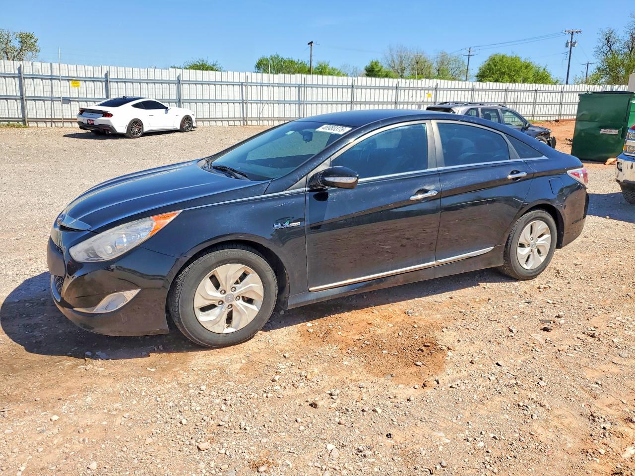 2015 HYUNDAI SONATA BASE | KMHEC4A41FA119714 | UPCARS