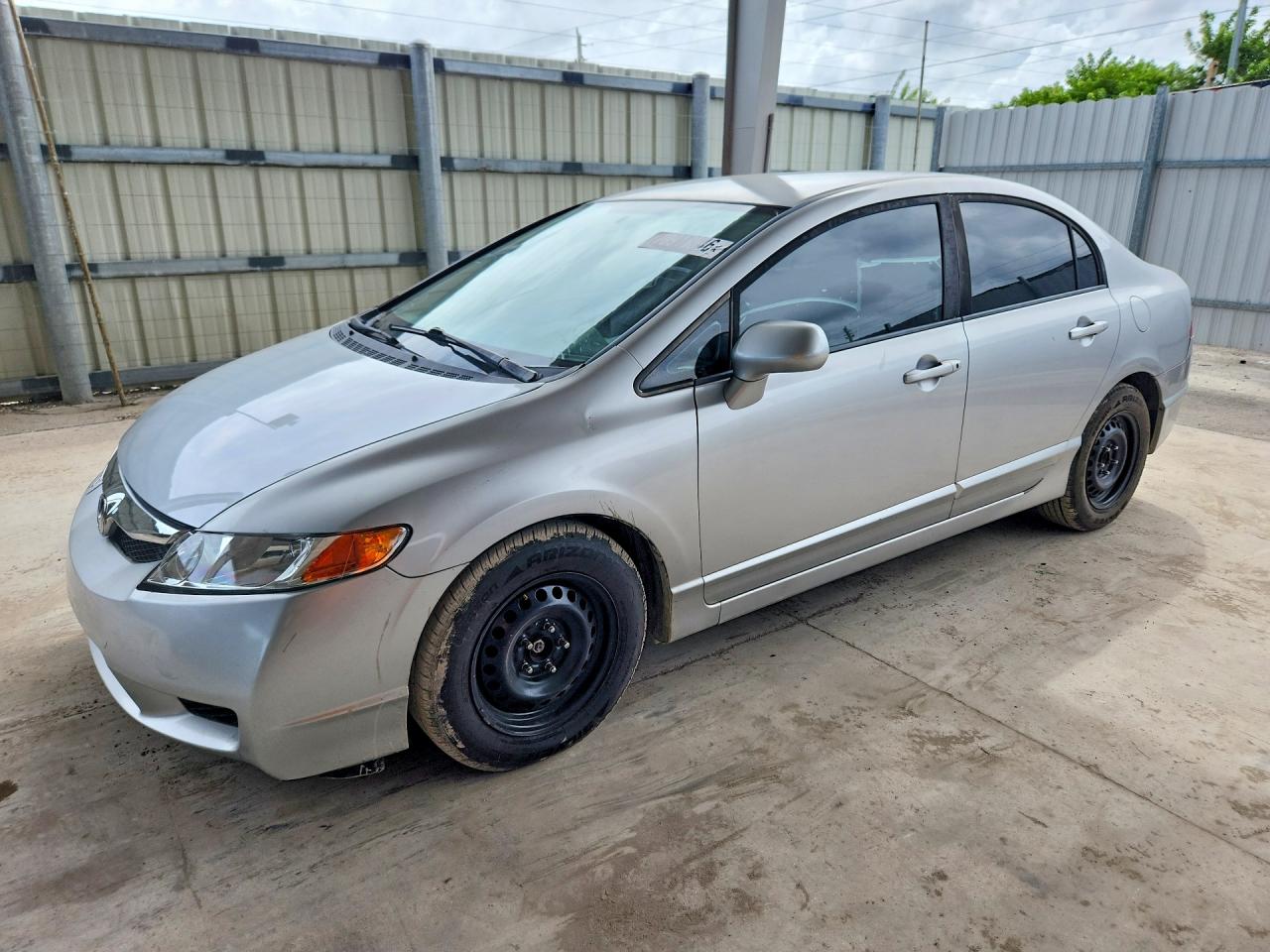2011 HONDA CIVIC LX | 19XFA1F53BE032452 | UPCARS