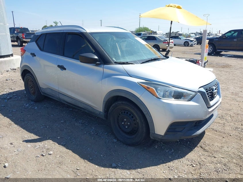 2018 NISSAN KICK S | 3N1CP5CU7JL526654 | UPCARS