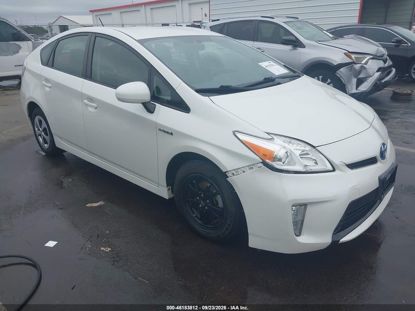 2015 TOYOTA PRIUS TWO | JTDKN3DU9F0433639 | UPCARS