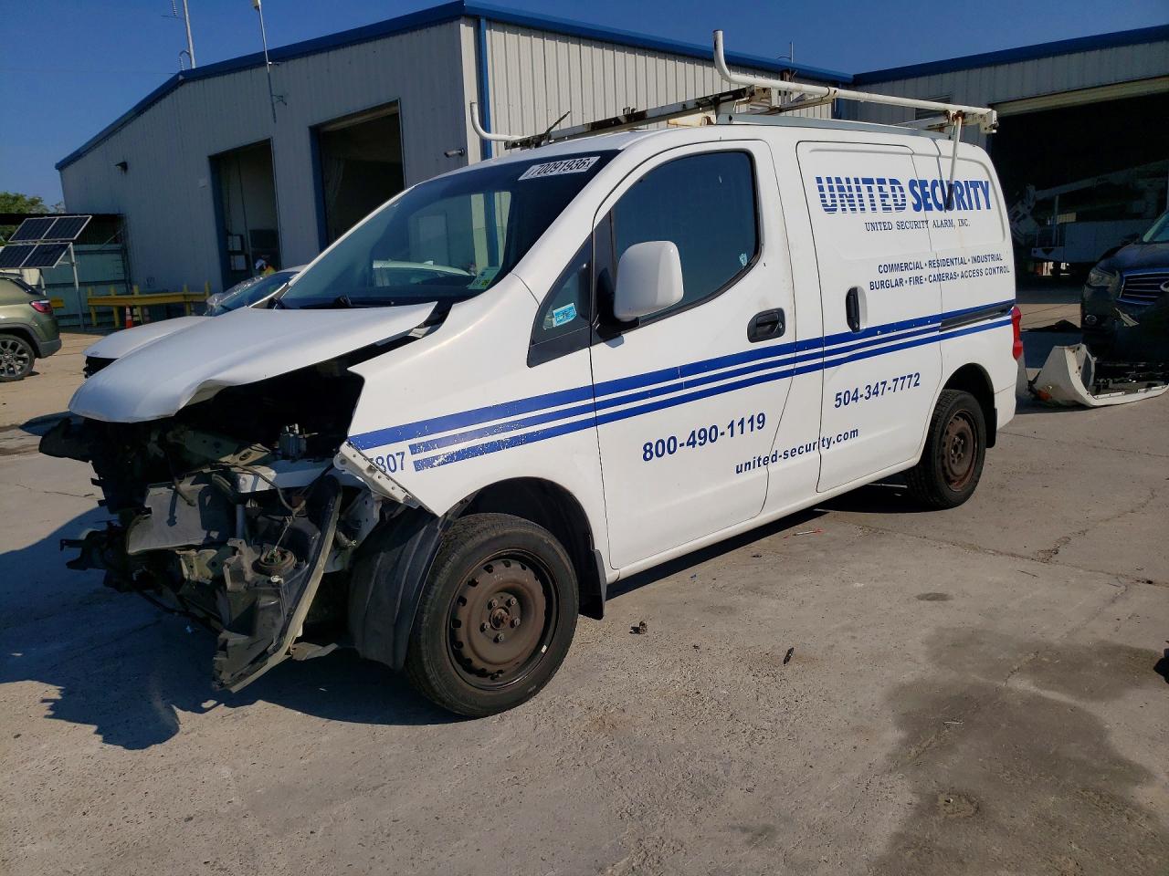 2015 NISSAN NV200 SV | 3N6CM0KN6FK699451 | UPCARS