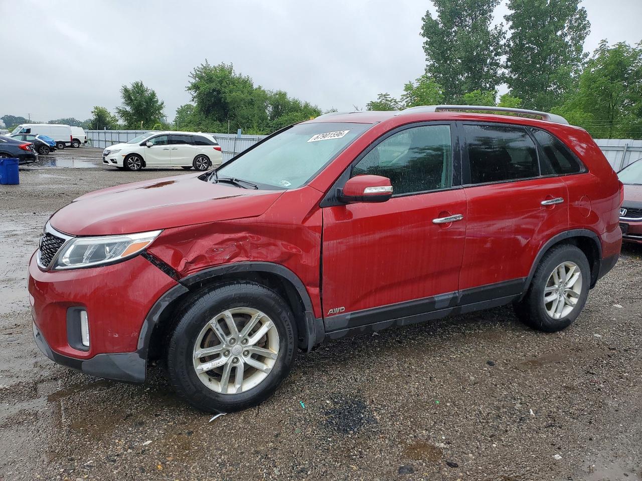 2015 KIA SORENTO LX | 5XYKTDA76FG562412 | UPCARS