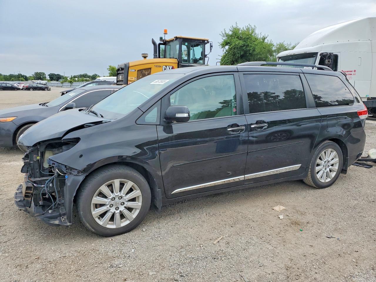 2013 TOYOTA SIENNA XLE 8-PASSENGER | 5TDYK3DCXDS327432 | UPCARS