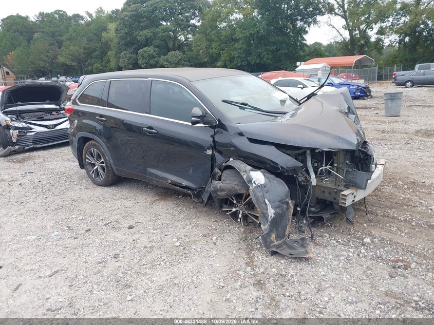 2018 TOYOTA HIGHLANDER LE | 5TDBZRFH6JS802969 | UPCARS