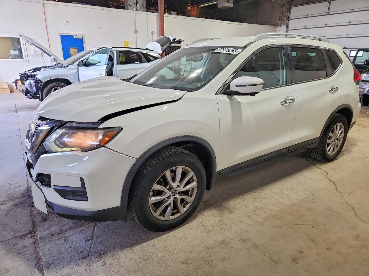 2017 NISSAN ROGUE SV | 5N1AT2MV2HC862283 | UPCARS