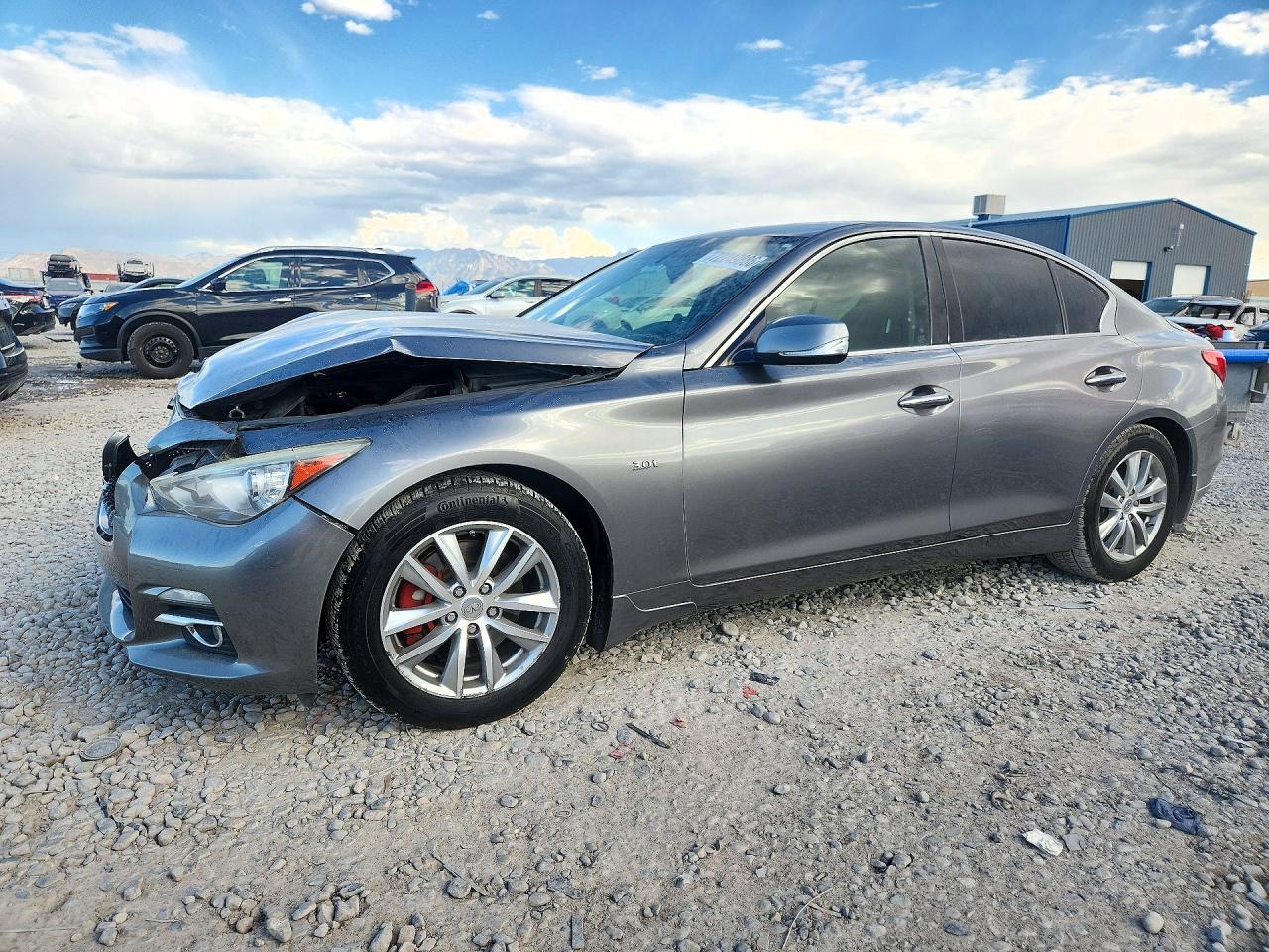 2016 INFINITI Q50 3.0T PREMIUM | JN1EV7AR0GM342874 | UPCARS