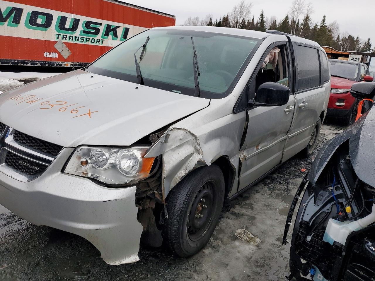 2011 DODGE CARAVAN EXPRESS | 2D4RN4DG0BR699083 | UPCARS