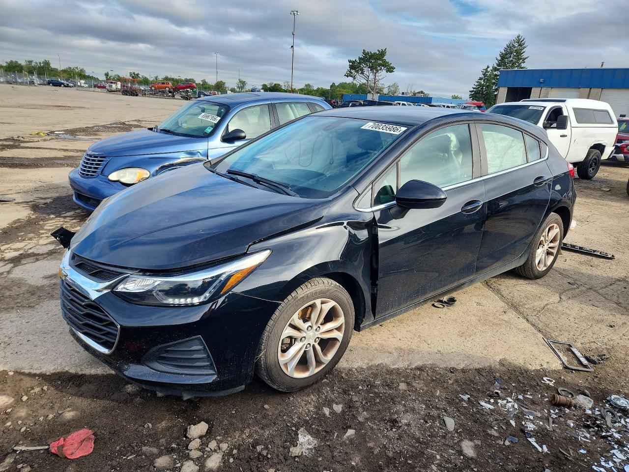 2019 CHEVROLET CRUZE LT | 3G1BE6SM9KS573433 | UPCARS