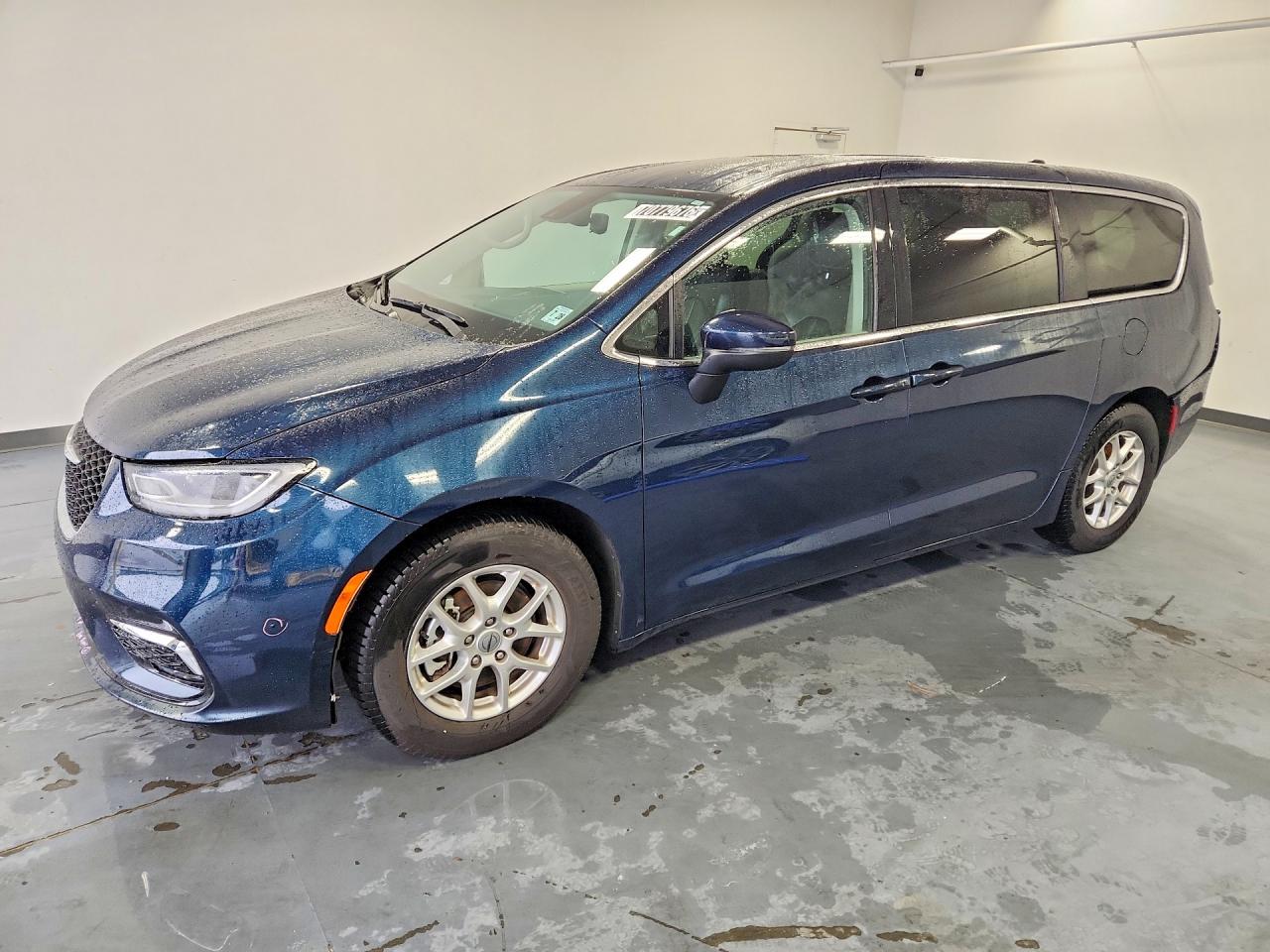 2023 CHRYSLER PACIFICA TOURING L | 2C4RC1BG7PR590910 | UPCARS