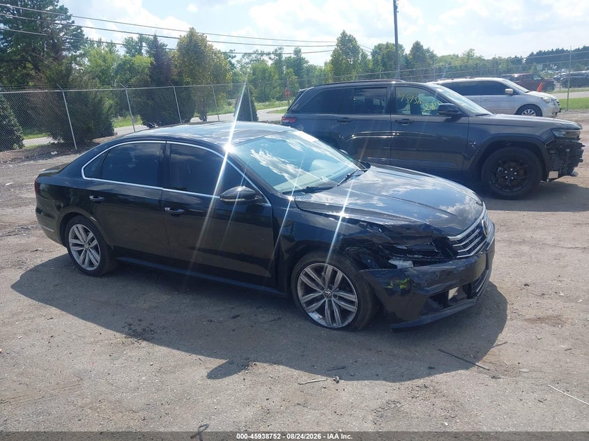 2018 VOLKSWAGEN PASSAT 2.0T SE | 1VWBA7A3XJC001919 | UPCARS