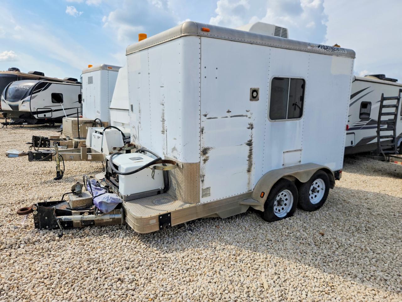 2005 PELSUE UNKNOWN 2011SBC-001 F.0.S.T FIBER OPTIC SPLICING TRAILER | 4FGA5112X5C083979 | UPCARS
