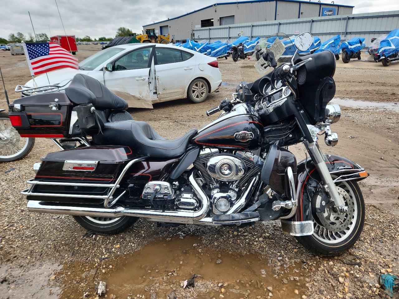 2011 HARLEY-DAVIDSON FL | 1HD1FC415BB667613 | UPCARS