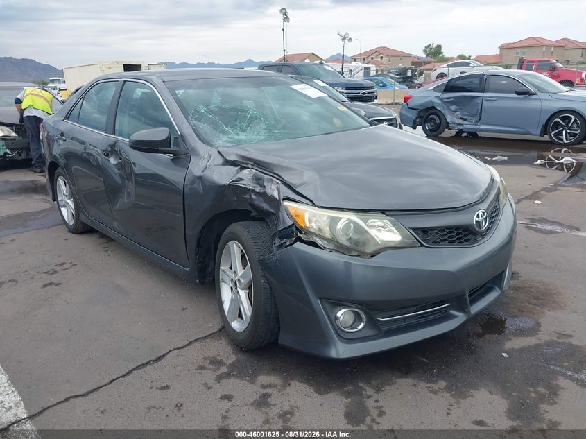2014 TOYOTA CAMRY SE | 4T1BF1FK0EU461233 | UPCARS