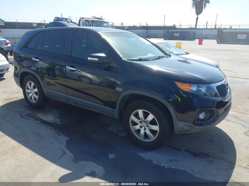 2013 KIA SORENTO LX | 5XYKT4A11DG407114 | UPCARS