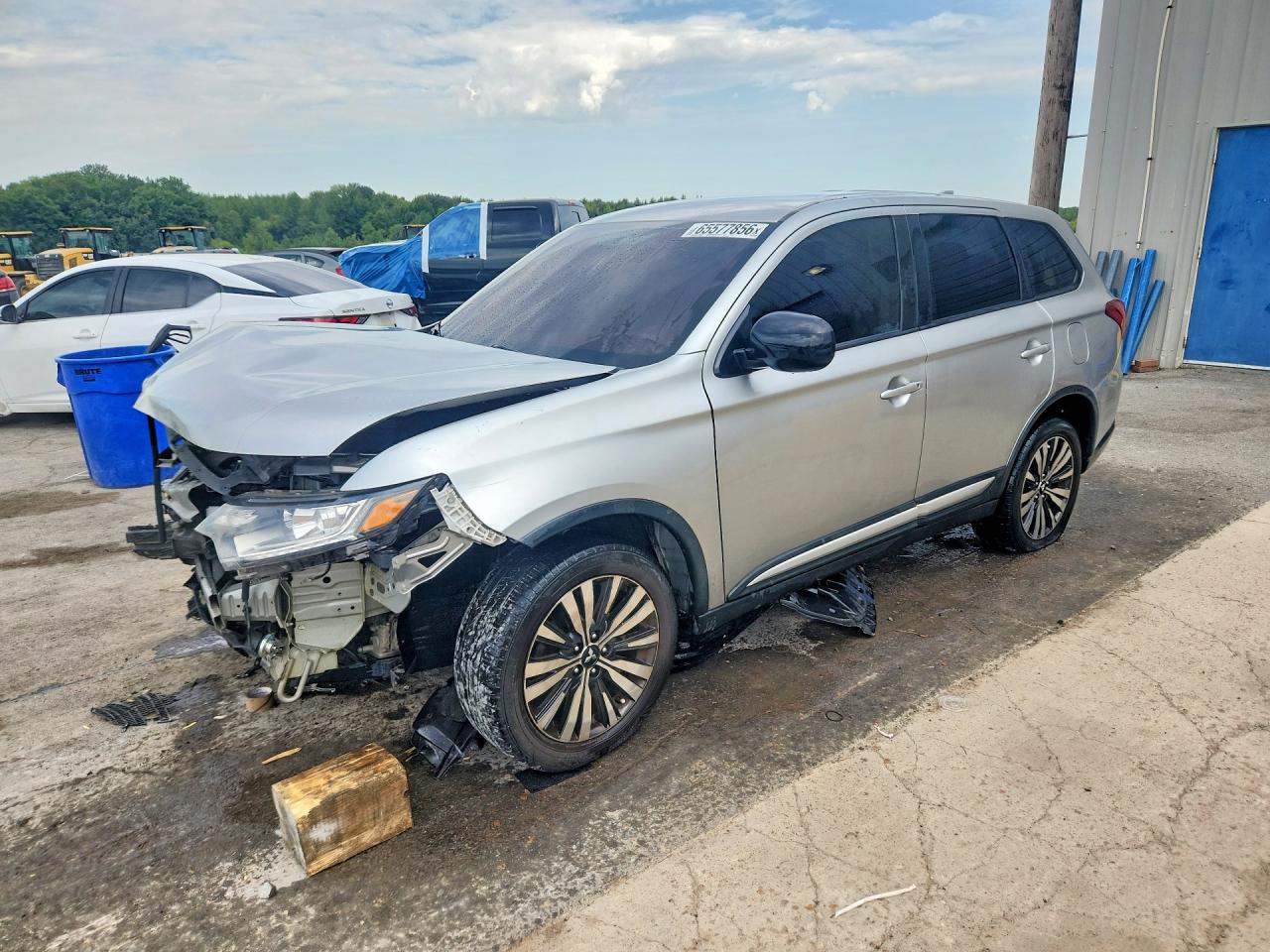 2019 MITSUBISHI OUTLANDER ES | JA4AD2A31KZ015600 | UPCARS