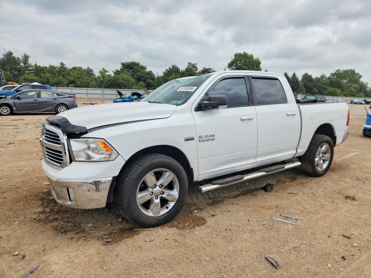 2016 RAM 1500 SLT | 3C6RR7LT1GG271397 | UPCARS