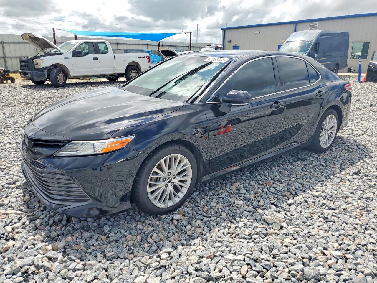 2018 TOYOTA CAMRY XLE | 4T1B11HK5JU149561 | UPCARS