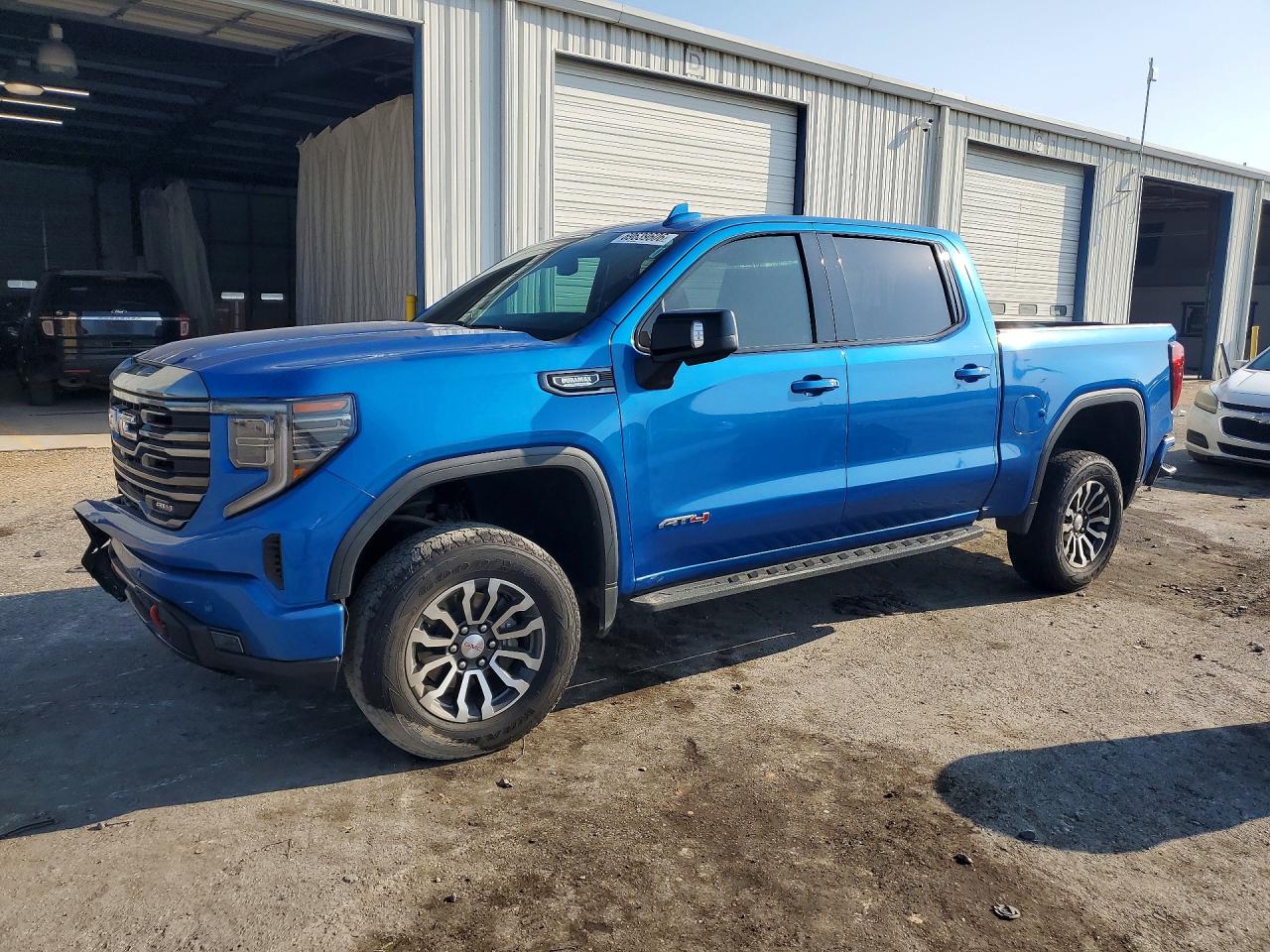 2022 GMC SIERRA K1500 AT4 | 1GTUUEET8NZ599397 | UPCARS