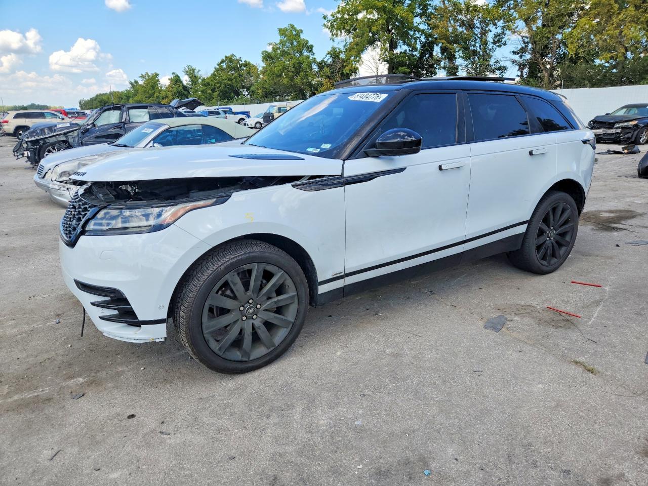 2018 LAND ROVER RANGEROVE R-DYNAMIC SE | SALYL2RX5JA761018 | UPCARS