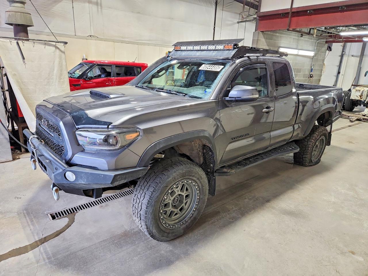 2021 TOYOTA TACOMA TRD SPORT | 3TYSZ5ANXMT014341 | UPCARS