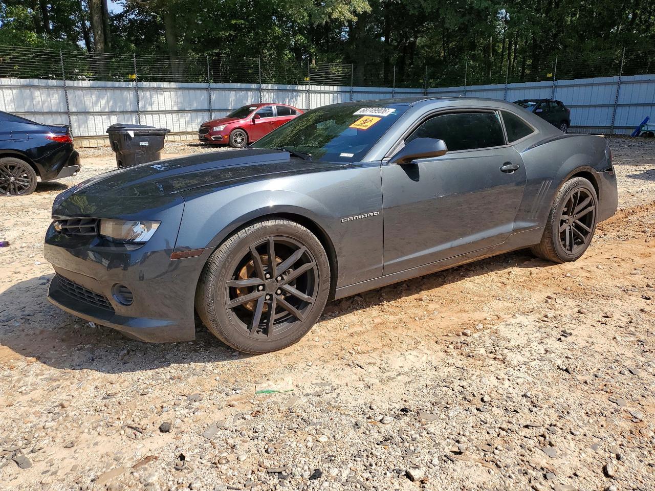 2015 CHEVROLET CAMARO LS | 2G1FB1E37F9300669 | UPCARS