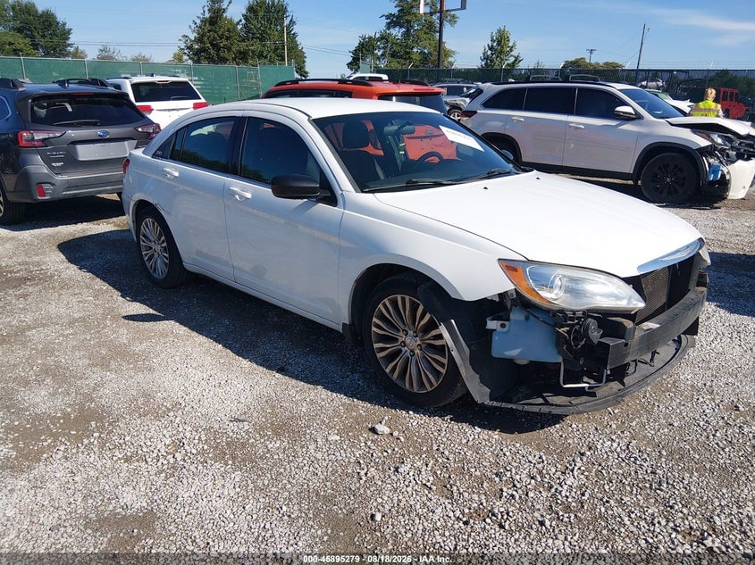 2013 CHRYSLER 200 LX | 1C3CCBAB7DN671002 | UPCARS