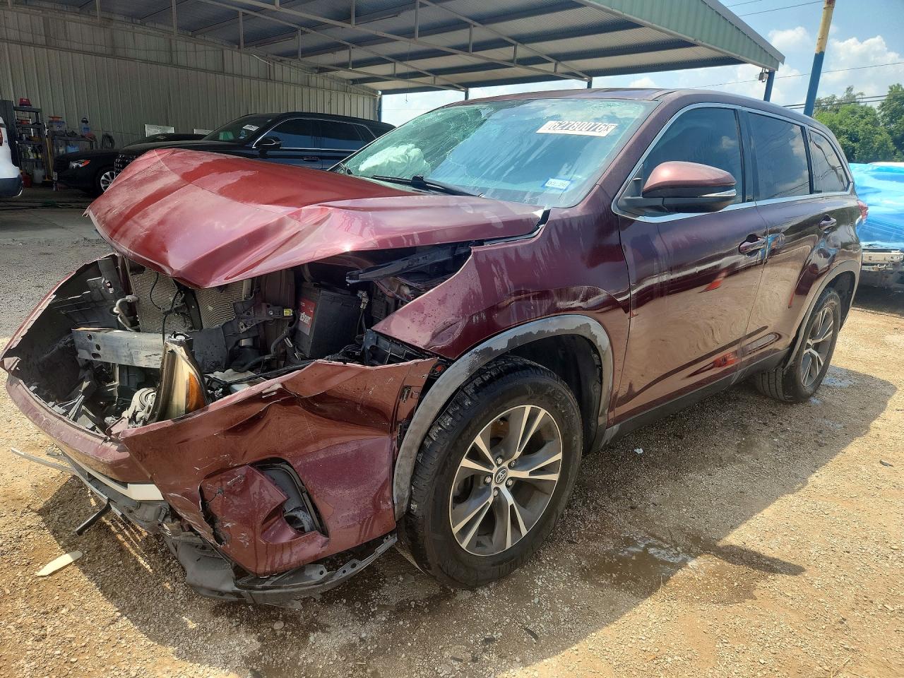 2019 TOYOTA HIGHLANDER LE | 5TDZARFH6KS059530 | UPCARS