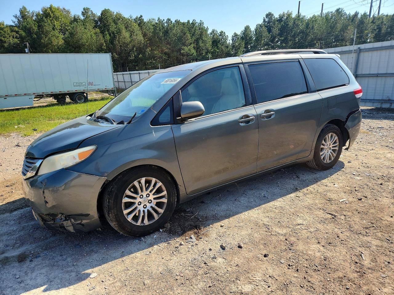 2012 TOYOTA SIENNA XLE 8-PASSENGER | 5TDYK3DC3CS266391 | UPCARS