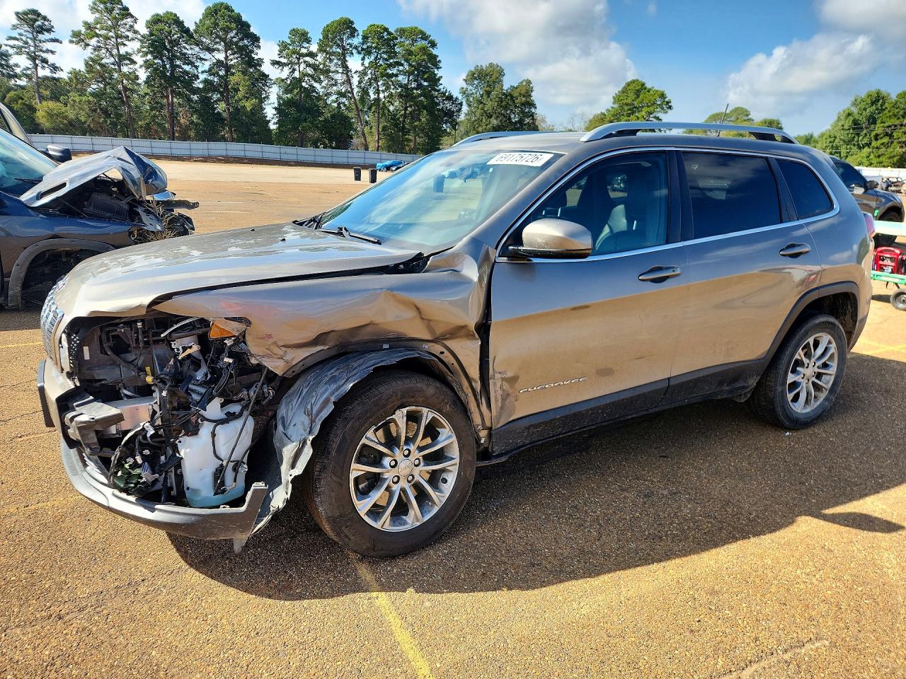 2019 JEEP CHEROKEE LATITUDE PLUS | 1C4PJLLB3KD312769 | UPCARS