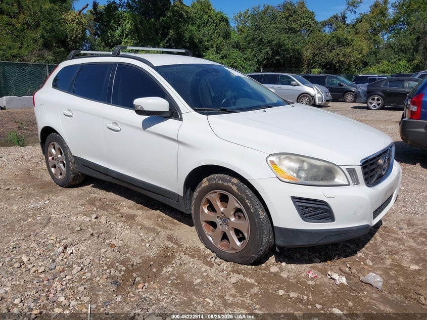 2013 VOLVO XC60 3.2/3.2 PLATINUM/3.2 PREMIER/3.2 PREMIER PLUS | YV4952DL4D2365605 | UPCARS