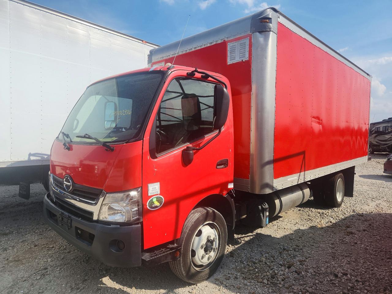 2018 HINO ALL OTHER BOX TRUCK | JHHSDM2H7JK006372 | UPCARS