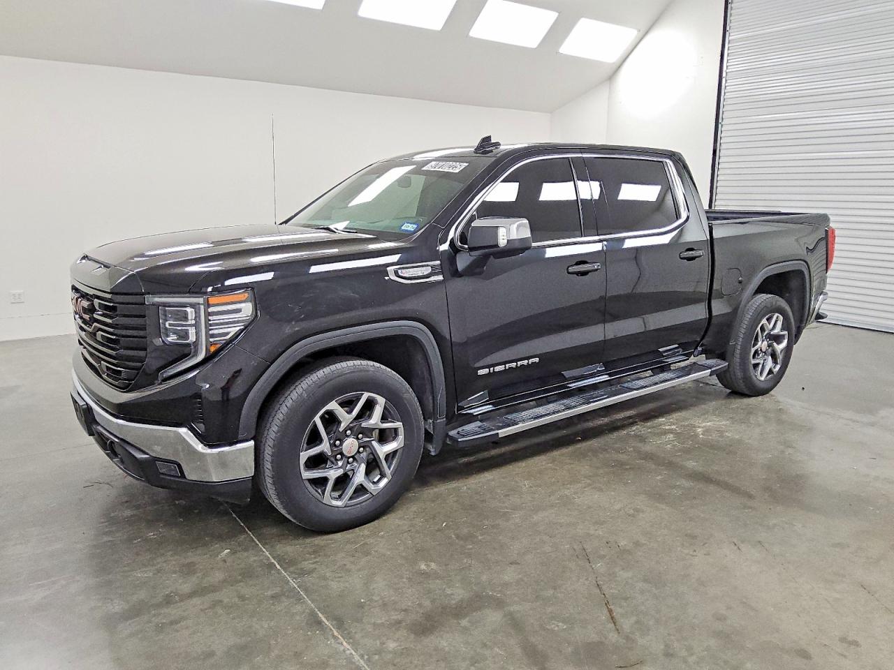 2023 GMC SIERRA C1500 SLT | 3GTPHDE80PG341689 | UPCARS
